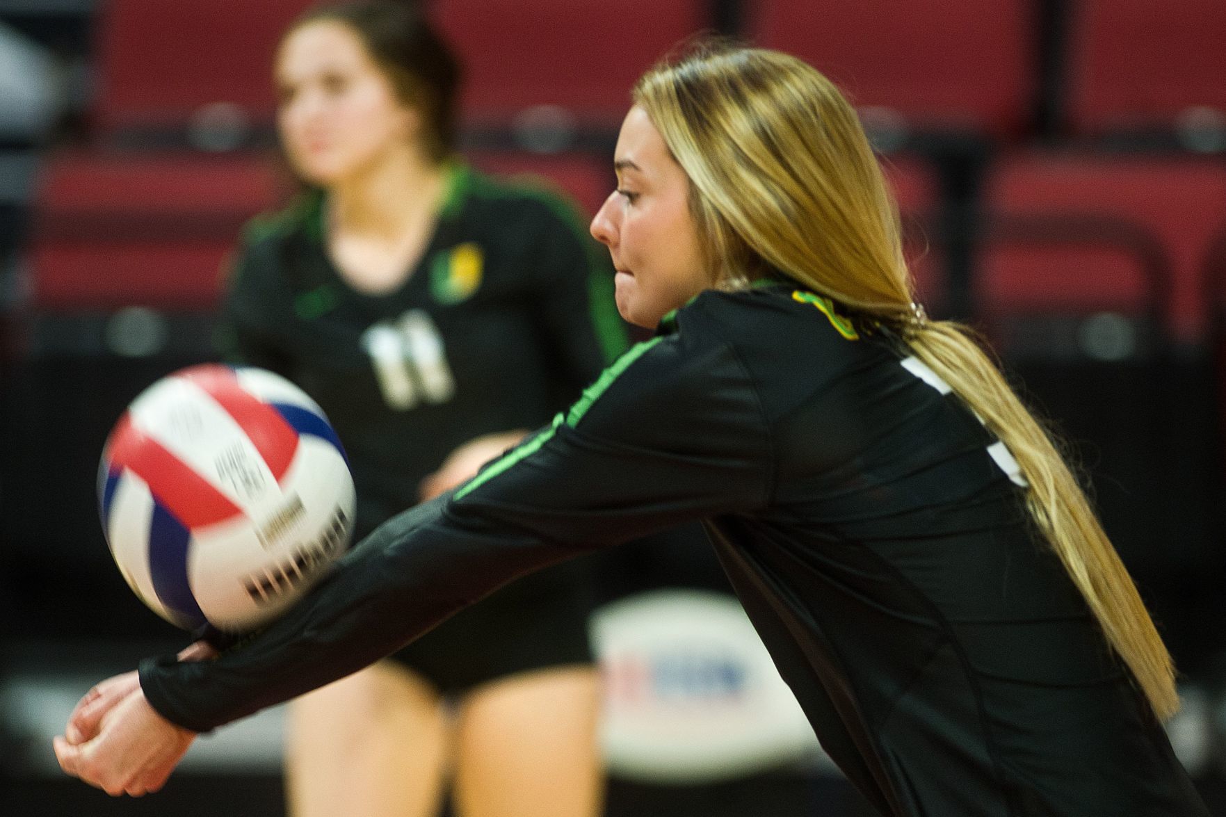 111519-blm-spt-7uhvolley
